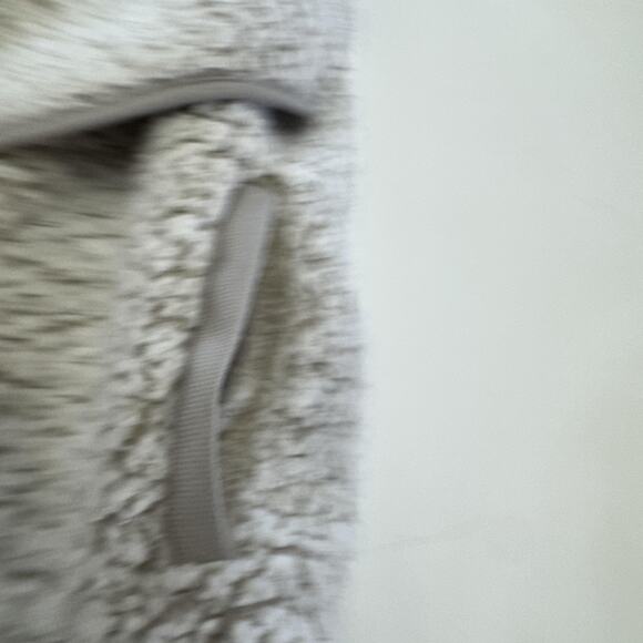 Thread & Supply Vest Womens Small Gray Sherpa Fleece Open Front Sleeveless Cozy - Picture 6 of 6